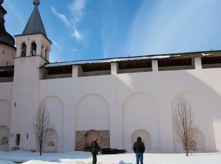 Реставрация стен Ростовского кремля