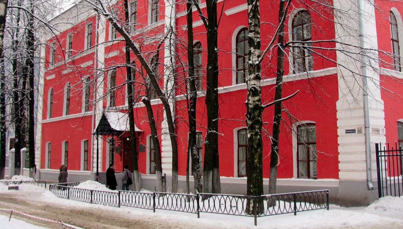 Реставрация фасадов факультета социального управления ЯГПУ им. К. Д. Ушинского
